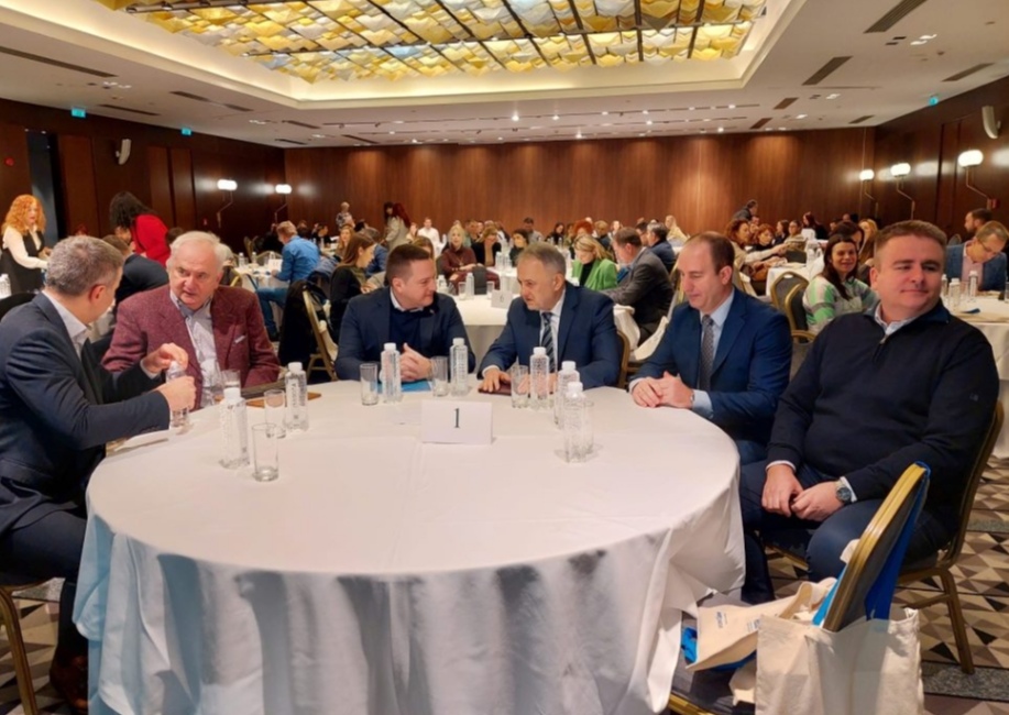 IMG-7edeee31ea036541cd4eae93a98023bc-V.jpg IMG-7edeee31ea036541cd4eae93a98023bc-V.jpg